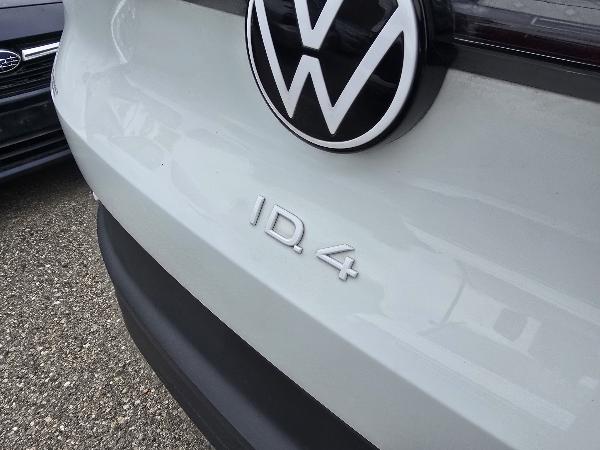 Used 2024 Volkswagen ID.4 2WD image 21