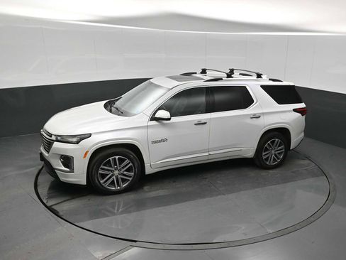 Used 2023 Chevrolet Traverse High Country image 22
