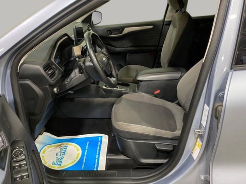 Used 2022 Ford Escape SE w/ Cold Weather Package AWD/4WD image 13