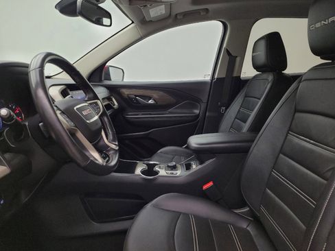 Used 2022 GMC Terrain Denali w/ Denali Premium Package image 17