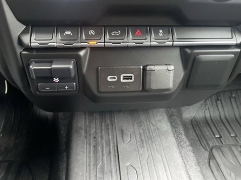 Used 2023 GMC Sierra 1500 Pro image 28
