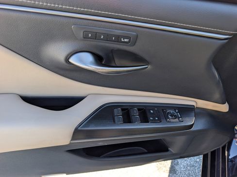 Used 2021 Lexus ES 350 w/ Premium Package image 18