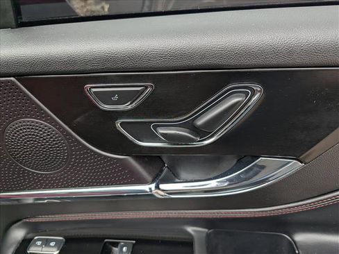 Certified 2023 Lincoln Corsair Reserve w/ Equipment Group 201A image 15