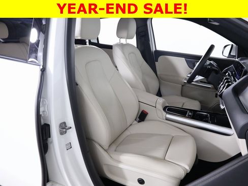 Used 2025 Mercedes-Benz GLA 250 4MATIC image 47