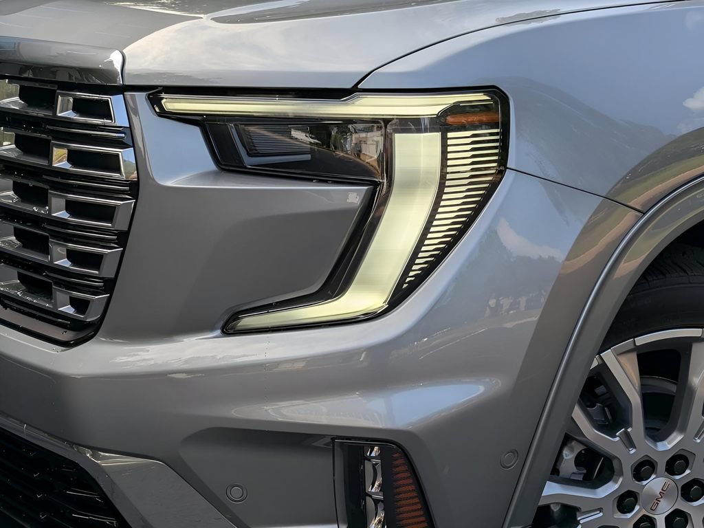 New 2026 GMC Acadia Denali w/ Super Cruise Package FWD image 3