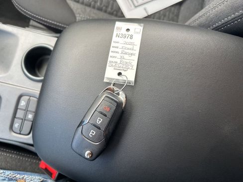 New 2025 Ford Ranger XL image 41