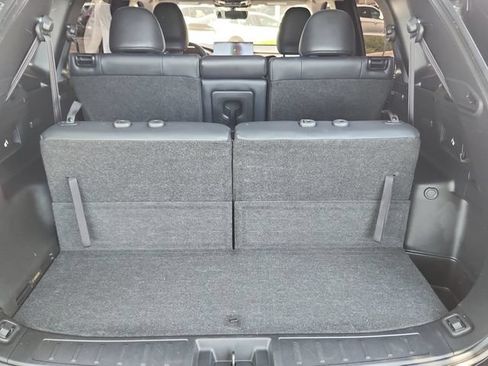 Used 2025 Mitsubishi Outlander SE AWD/4WD image 34