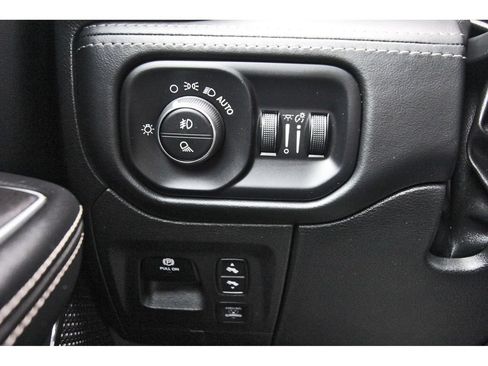 Used 2023 RAM 1500 Limited w/ Body Color Bumper Group AWD/4WD image 19