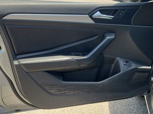 Used 2024 Volkswagen Jetta S image 18