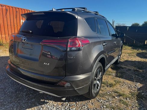 Used 2017 Toyota RAV4 XLE FWD image 4