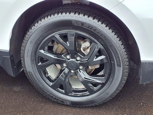 Used 2019 Chevrolet Equinox Premier AWD/4WD image 26