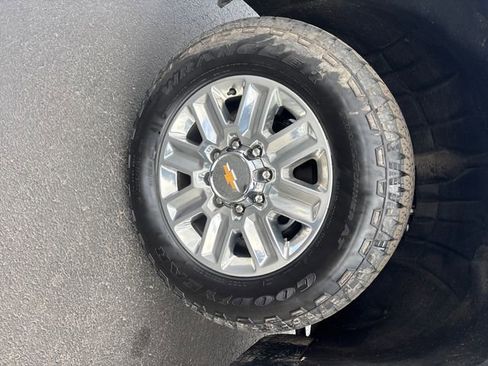 Used 2025 Chevrolet Silverado 3500 High Country w/ High Country Premium Package image 27