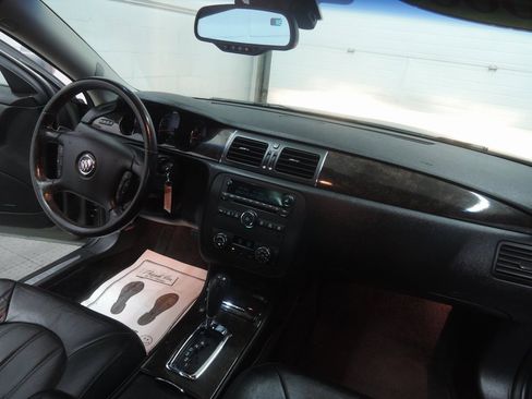 Used 2006 Buick Lucerne CXS w/ Driver Confidence Package image 29