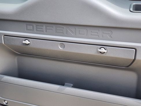 New 2026 Land Rover Defender 110 V8 image 34