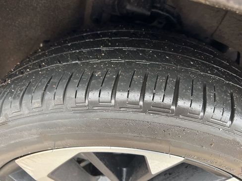 Used 2024 Mitsubishi Outlander SE image 43