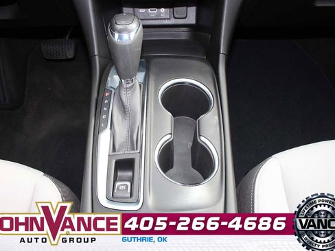 Used 2020 Chevrolet Equinox LT w/ Driver Convenience Package image 29