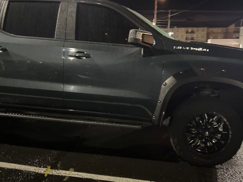 Used 2020 Chevrolet Silverado 1500 LT image 4