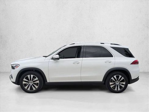 Used 2025 Mercedes-Benz GLE 350 4MATIC image 9