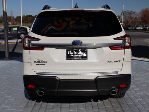 Certified 2025 Subaru Ascent Premium w/ Premium Package image 4