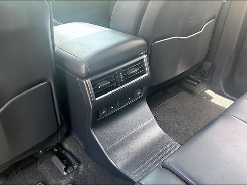 Used 2024 Lexus GX 550 AWD/4WD image 31