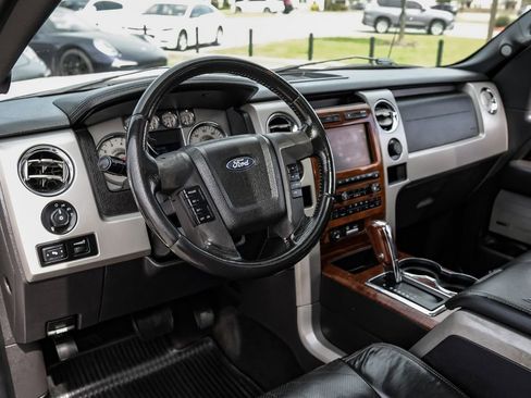 Used 2010 Ford F150 Lariat RWD image 11