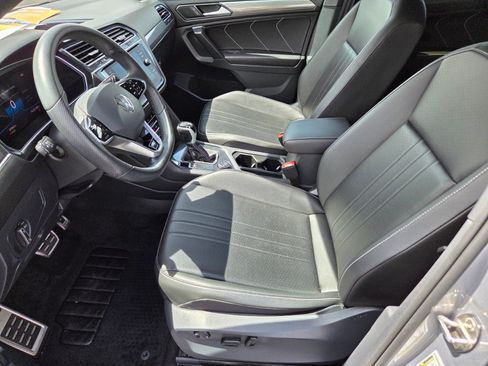 Used 2024 Volkswagen Tiguan SE R-Line image 6