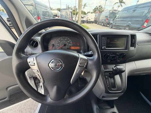 Used 2021 Nissan NV200 SV FWD image 13