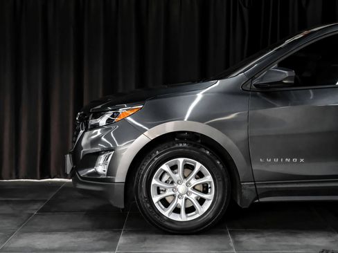 Used 2020 Chevrolet Equinox LS w/ LPO, Floor Liner Package FWD image 12