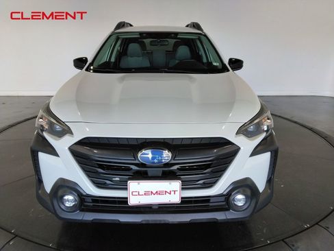 Used 2024 Subaru Outback Premium image 2