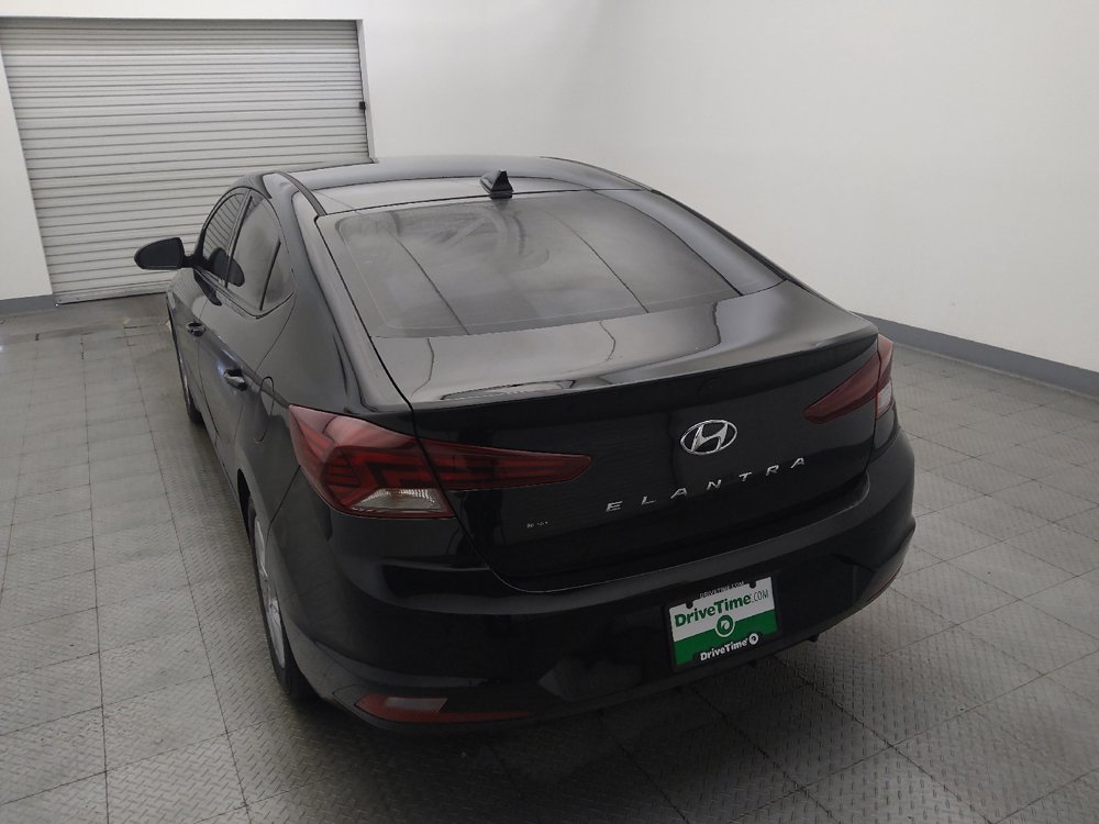 Used 2020 Hyundai Elantra SEL FWD image 6