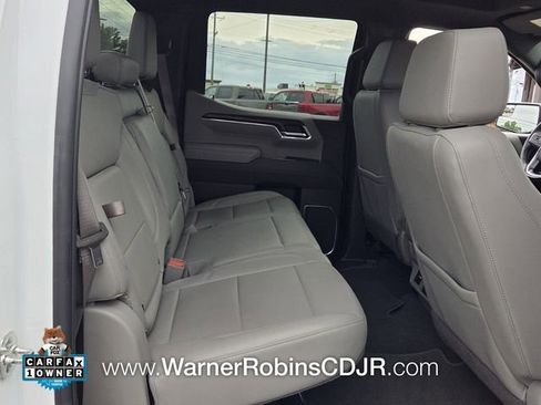 Used 2025 GMC Sierra 1500 SLT RWD image 15