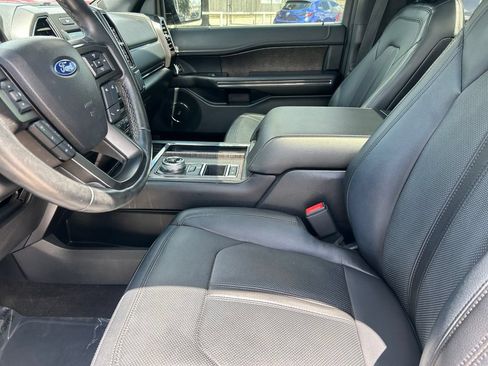 Used 2018 Ford Expedition Limited w/ Equipment Group 302A RWD image 11