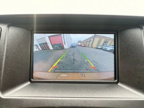 Used 2017 Ford Edge SEL image 21