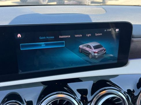 Used 2022 Mercedes-Benz A 220 4MATIC image 12