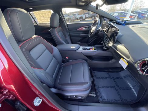 New 2025 Chevrolet Equinox EV RS image 65