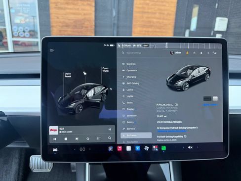 Used 2020 Tesla Model 3 Long Range AWD/4WD image 35