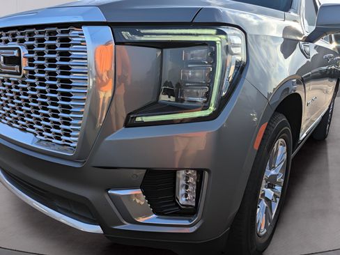 Used 2022 GMC Yukon Denali image 5