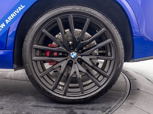 Used 2025 BMW X5 M60i w/ Climate Comfort Package image 14