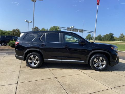 Used 2024 Honda Pilot EX-L image 13