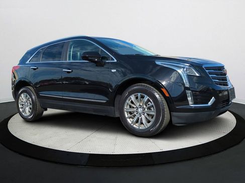Used 2018 Cadillac XT5 Luxury w/ Driver Awareness Package image 2