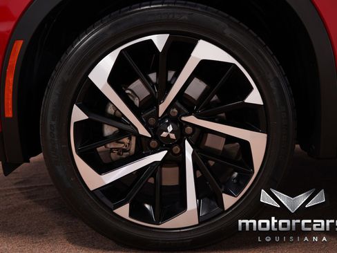 Used 2023 Mitsubishi Outlander SE image 16