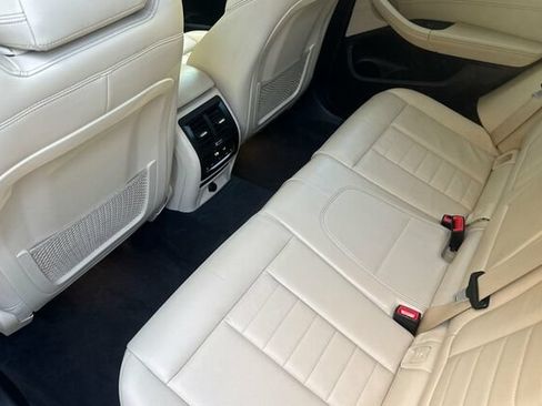 Used 2019 BMW X3 xDrive30i w/ Premium Package AWD/4WD image 12