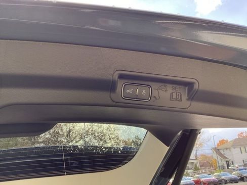 New 2026 Ford Explorer Active w/ Active Comfort Package image 11