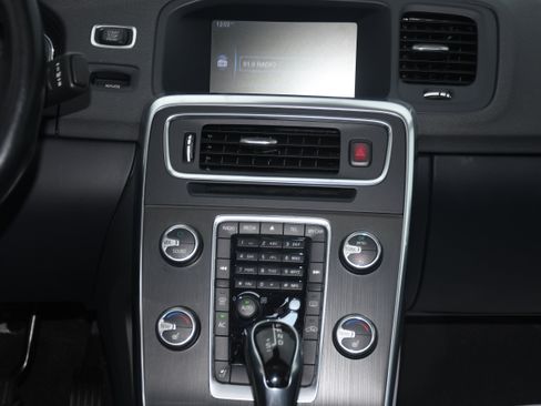 Used 2014 Volvo S60 T5 FWD image 18