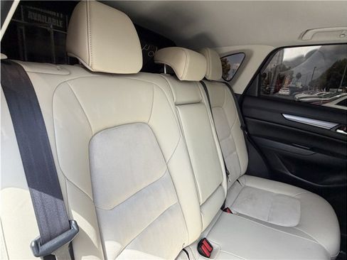 Used 2019 MAZDA CX-5 Touring FWD image 28