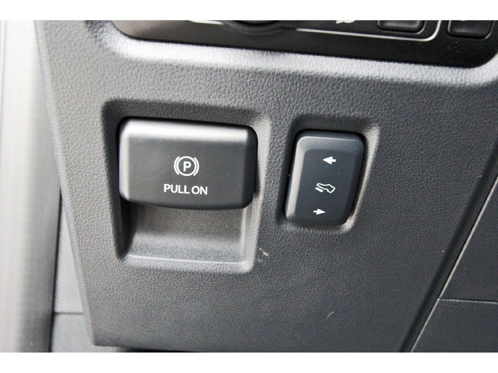 Used 2025 Ford F150 Raptor AWD/4WD image 25