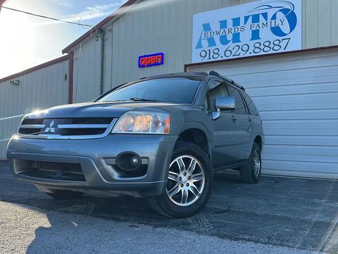 Used 2007 Mitsubishi Endeavor SE image 10
