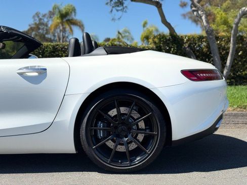 Used 2018 Mercedes-Benz AMG GT Roadster w/ Lane Tracking Package image 4
