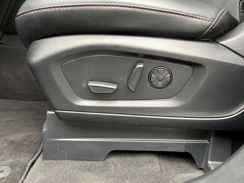 Used 2025 Ford Explorer ST AWD/4WD image 13