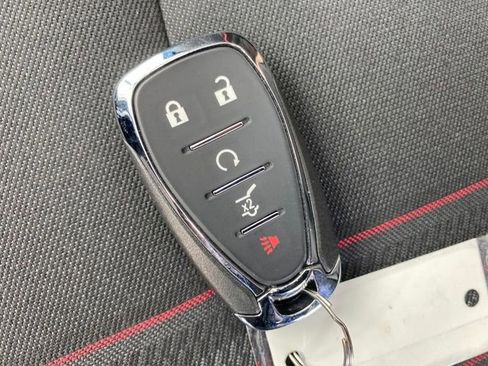 Certified 2022 Chevrolet Equinox RS image 24